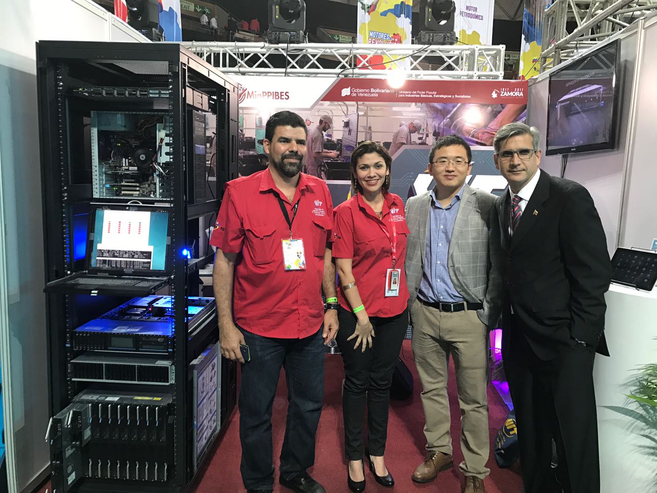 Expo Venezuela Potencia 2017 exhibió computadores VIT